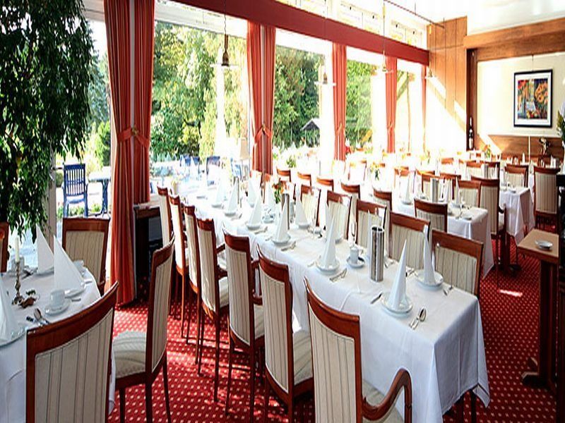 Hotel-Restaurant Seegarten Quickborn Quickborn  Εξωτερικό φωτογραφία