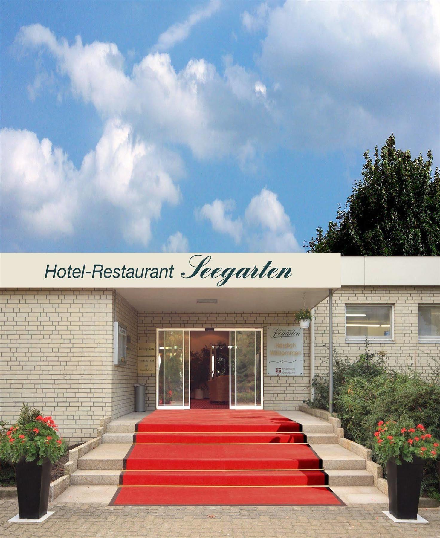 Hotel-Restaurant Seegarten Quickborn Quickborn  Εξωτερικό φωτογραφία